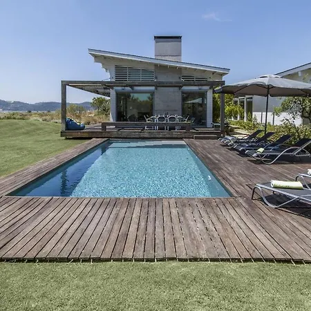 Troia Praia - Amazing Modern For 8 People - Walking Distance From Beach Golf *