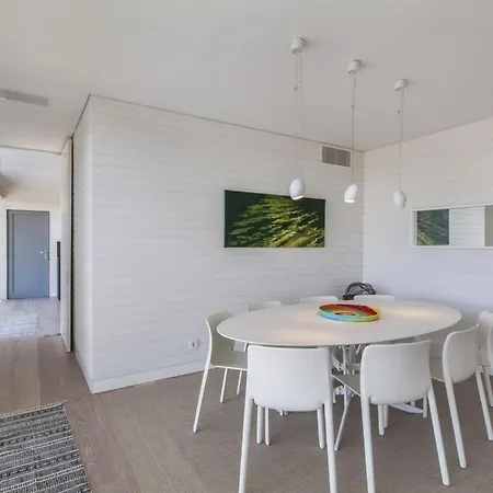 Troia Praia - Amazing Modern For 8 People - Walking Distance From Beach Golf *