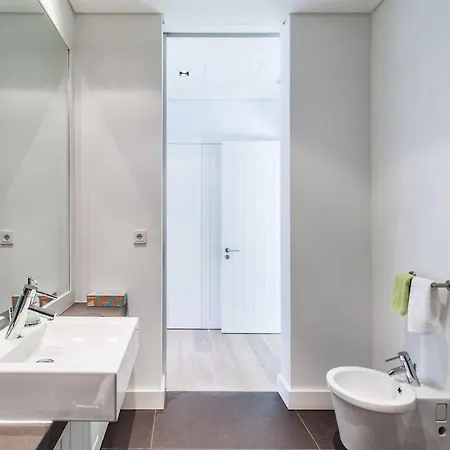 Troia Praia - Amazing Modern For 8 People - Walking Distance From Beach Golf Lisboa