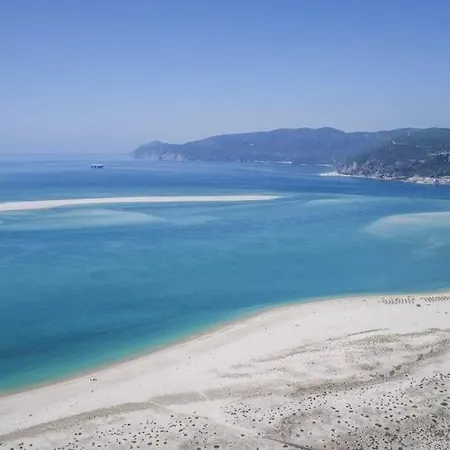 Villa Troia Praia - Amazing Modern For 8 People - Walking Distance From Beach Golf Lissabon